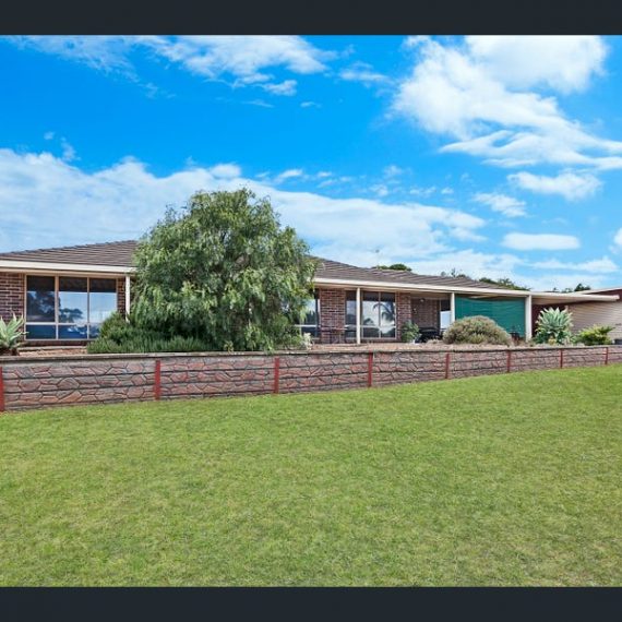 5 Firth Place, Sellicks Beach, SA 5174